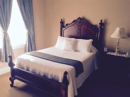 The Woodford Inn Versailles Buitenkant foto
