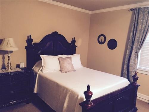 The Woodford Inn Versailles Buitenkant foto