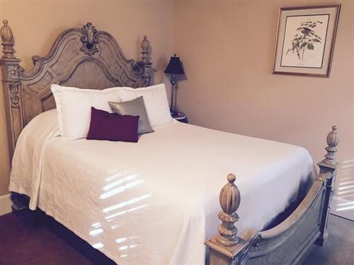 The Woodford Inn Versailles Buitenkant foto
